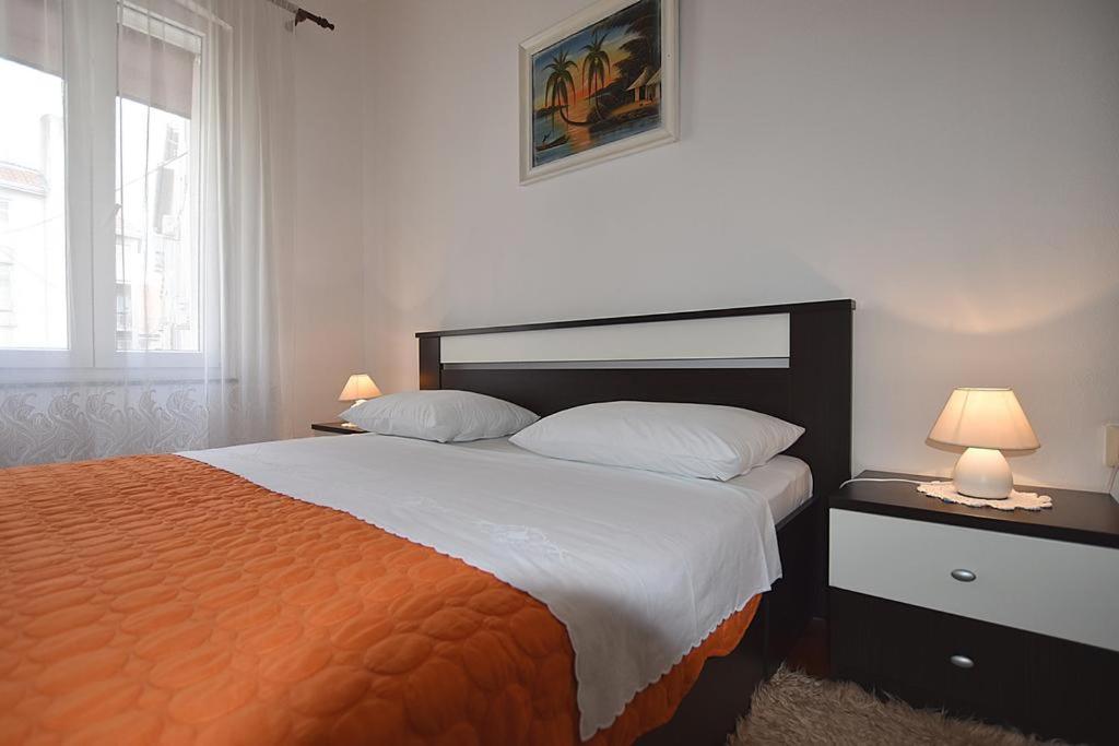 Apartment Gita Apartament *